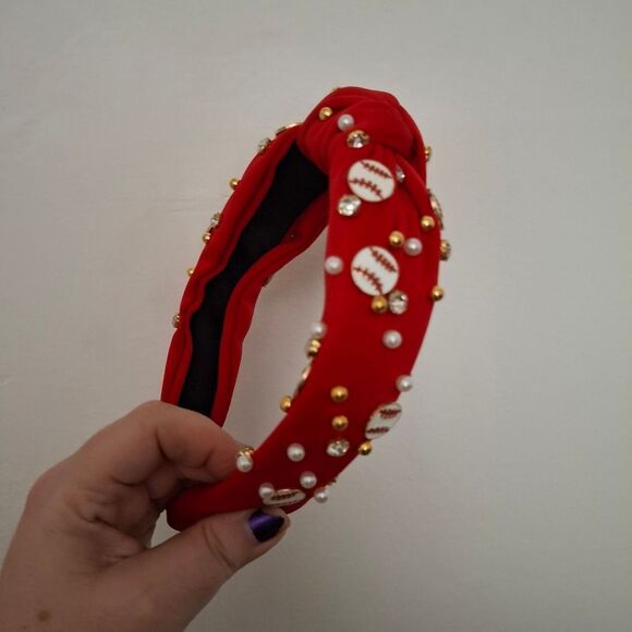 Red Knot Embellished Baseball Pearls Headband - Picture 3 of 6